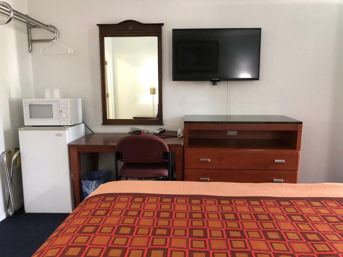 Best Budget Inn Рийдспорт Екстериор снимка