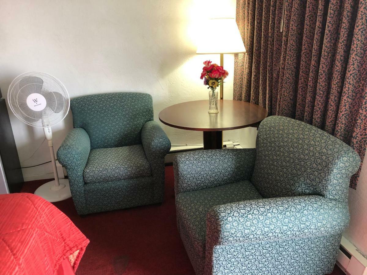 Best Budget Inn Рийдспорт Екстериор снимка