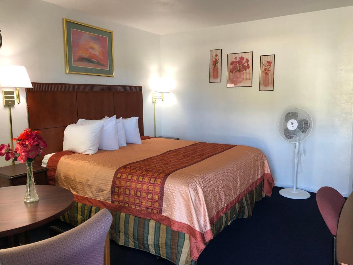 Best Budget Inn Рийдспорт Екстериор снимка