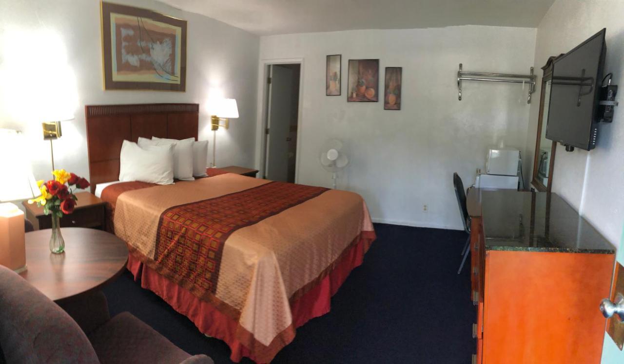Best Budget Inn Рийдспорт Екстериор снимка