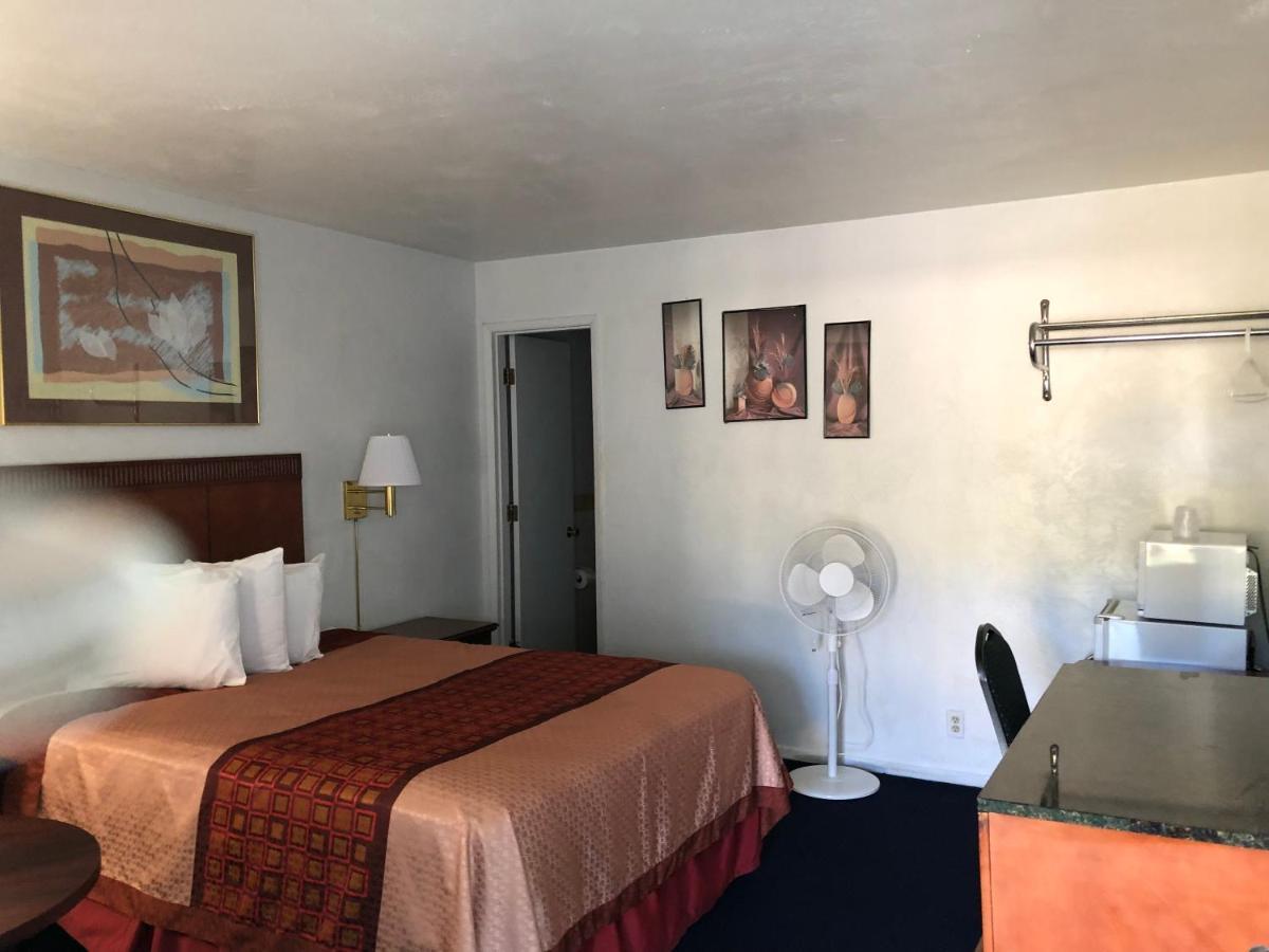 Best Budget Inn Рийдспорт Екстериор снимка