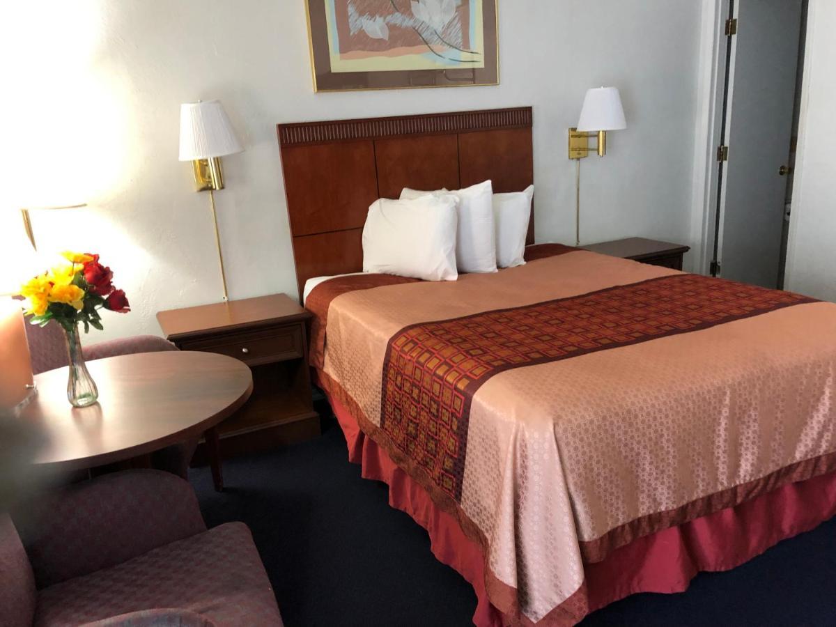 Best Budget Inn Рийдспорт Екстериор снимка